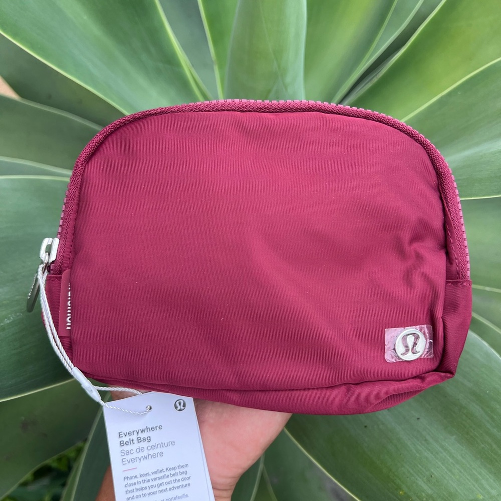 Lululemon Everywhere Belt Bag 1L Burgundy Fannypack New in Bag